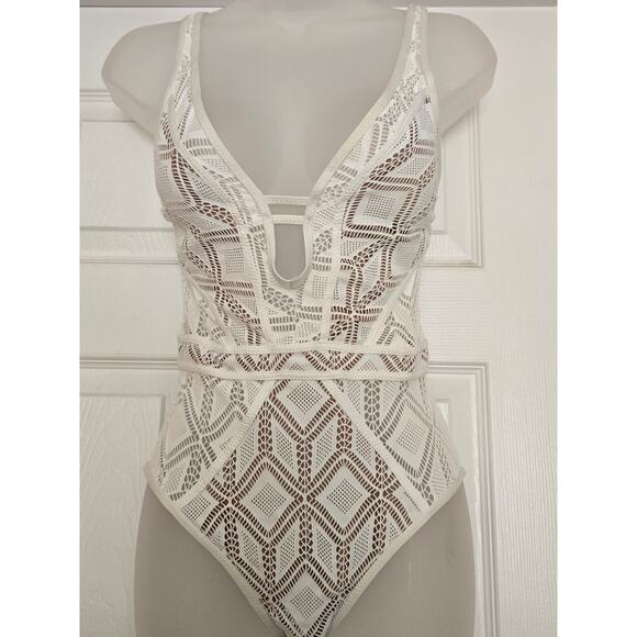 BECCA® by Rebecca Virtue Color Play Crochet Plunge One Piece Swimsuit, Small - Picture 5 of 10